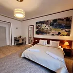 Witrina Apartments